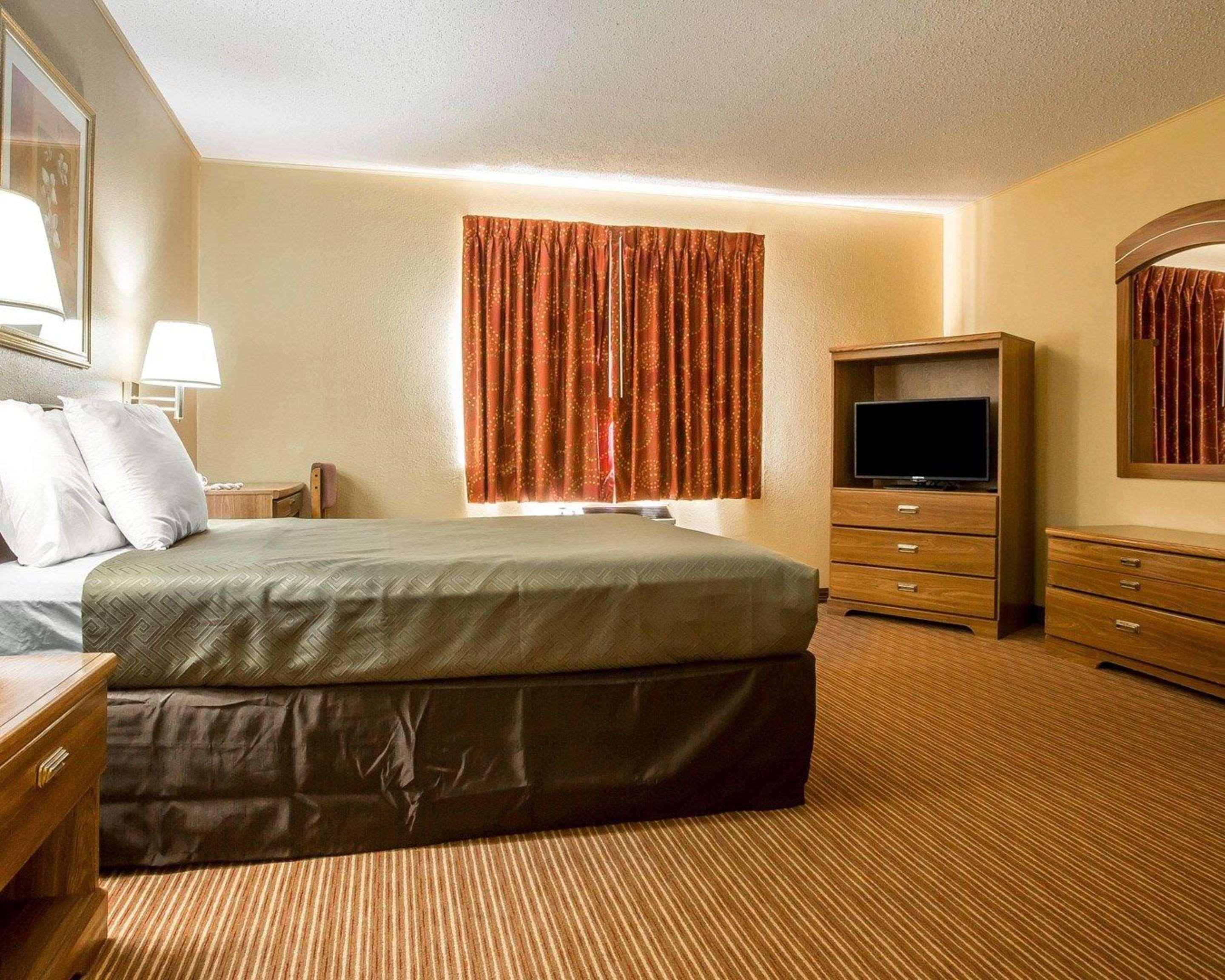 Surestay By Best Western Massena Luaran gambar