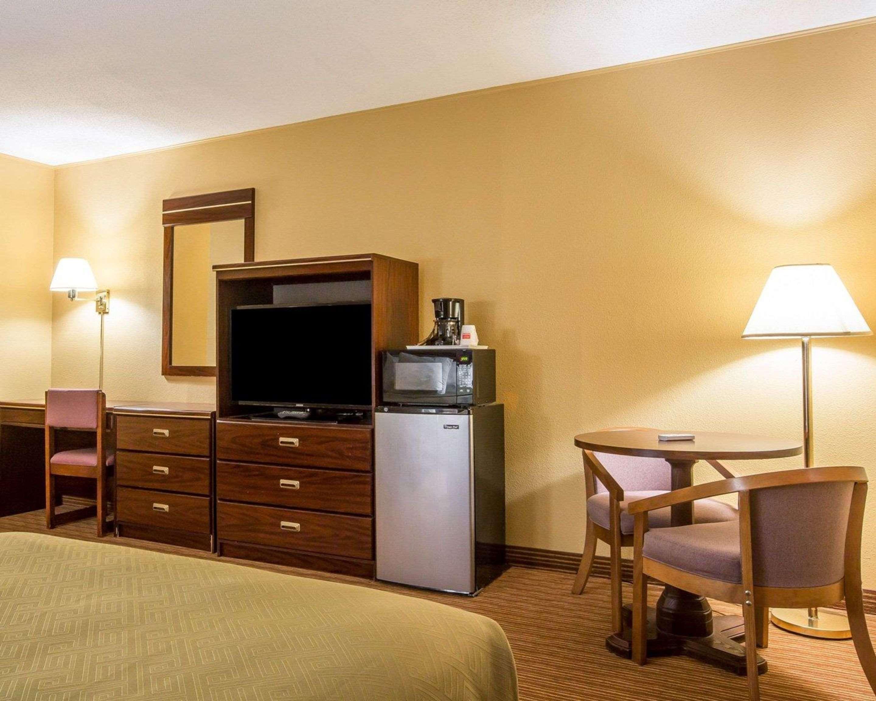 Surestay By Best Western Massena Luaran gambar