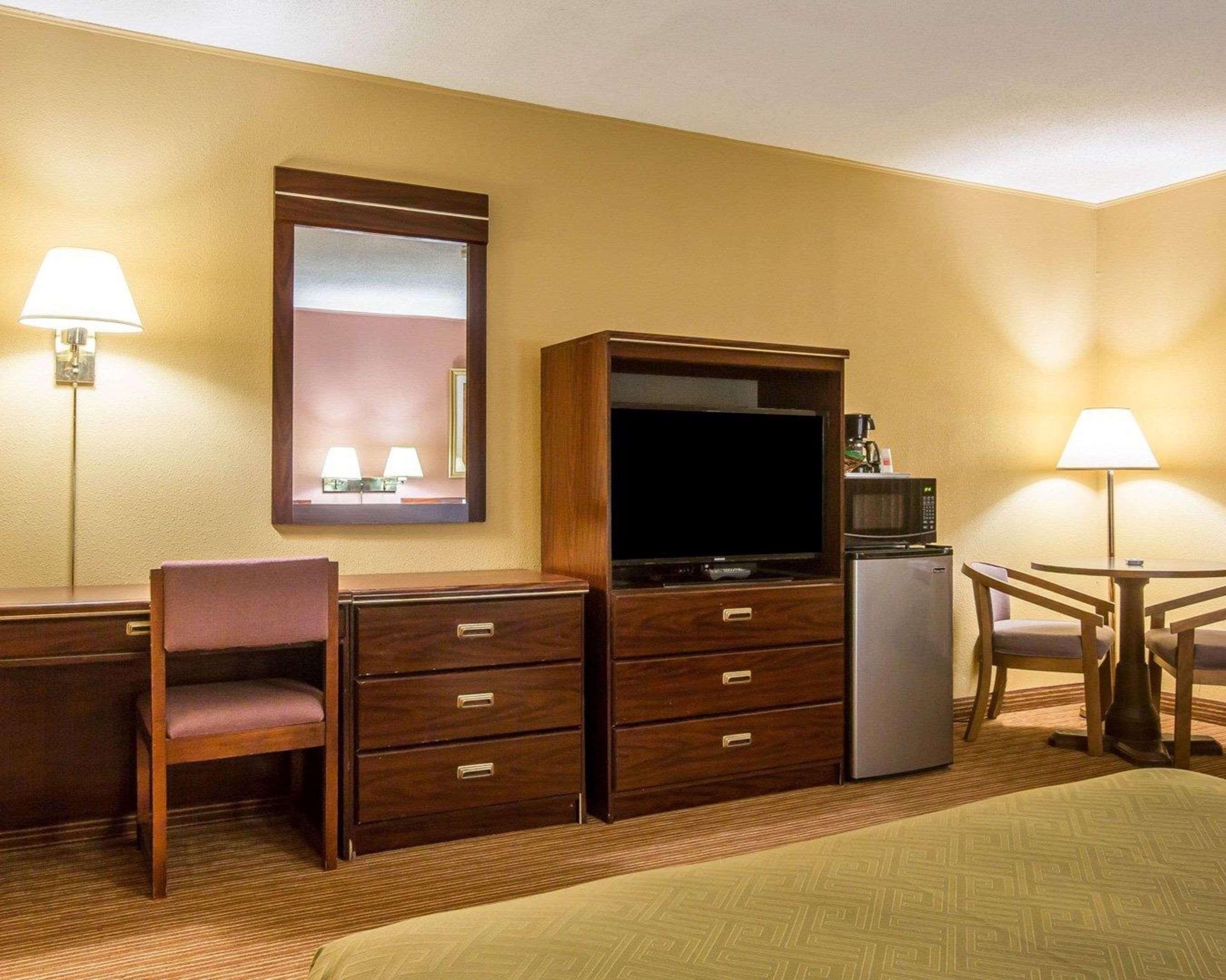 Surestay By Best Western Massena Luaran gambar